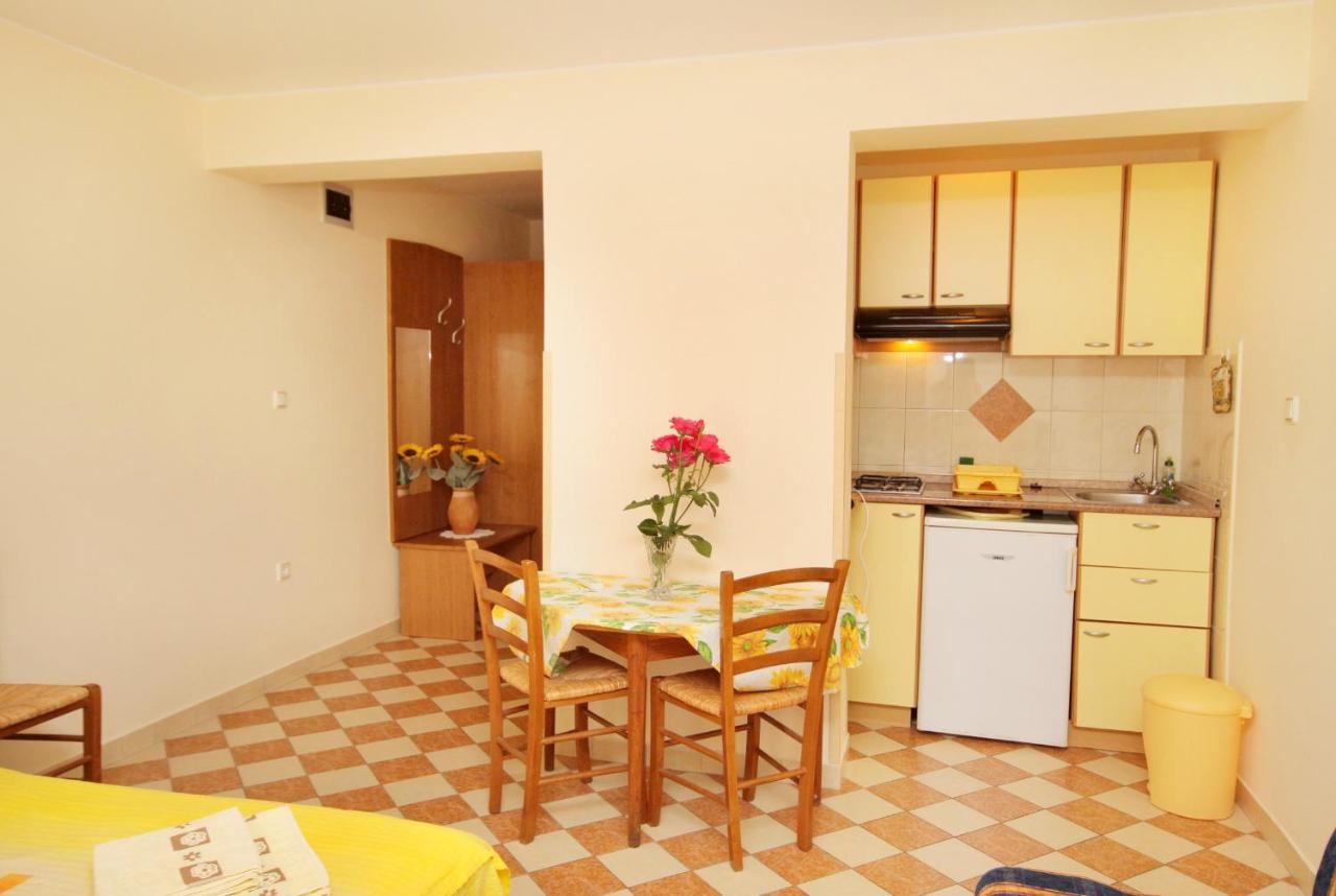 Apartments By The Sea Crikvenica - 2354 מראה חיצוני תמונה
