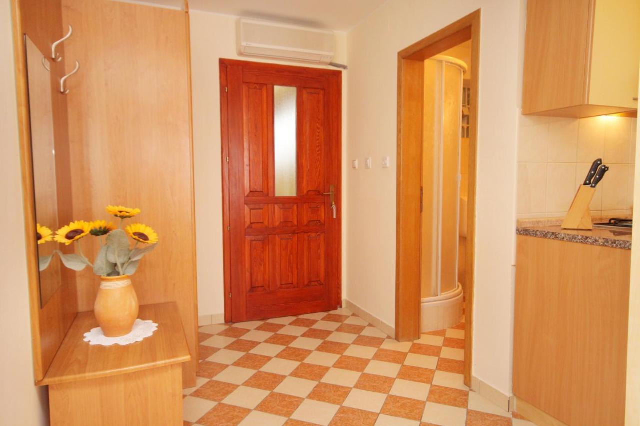 Apartments By The Sea Crikvenica - 2354 מראה חיצוני תמונה